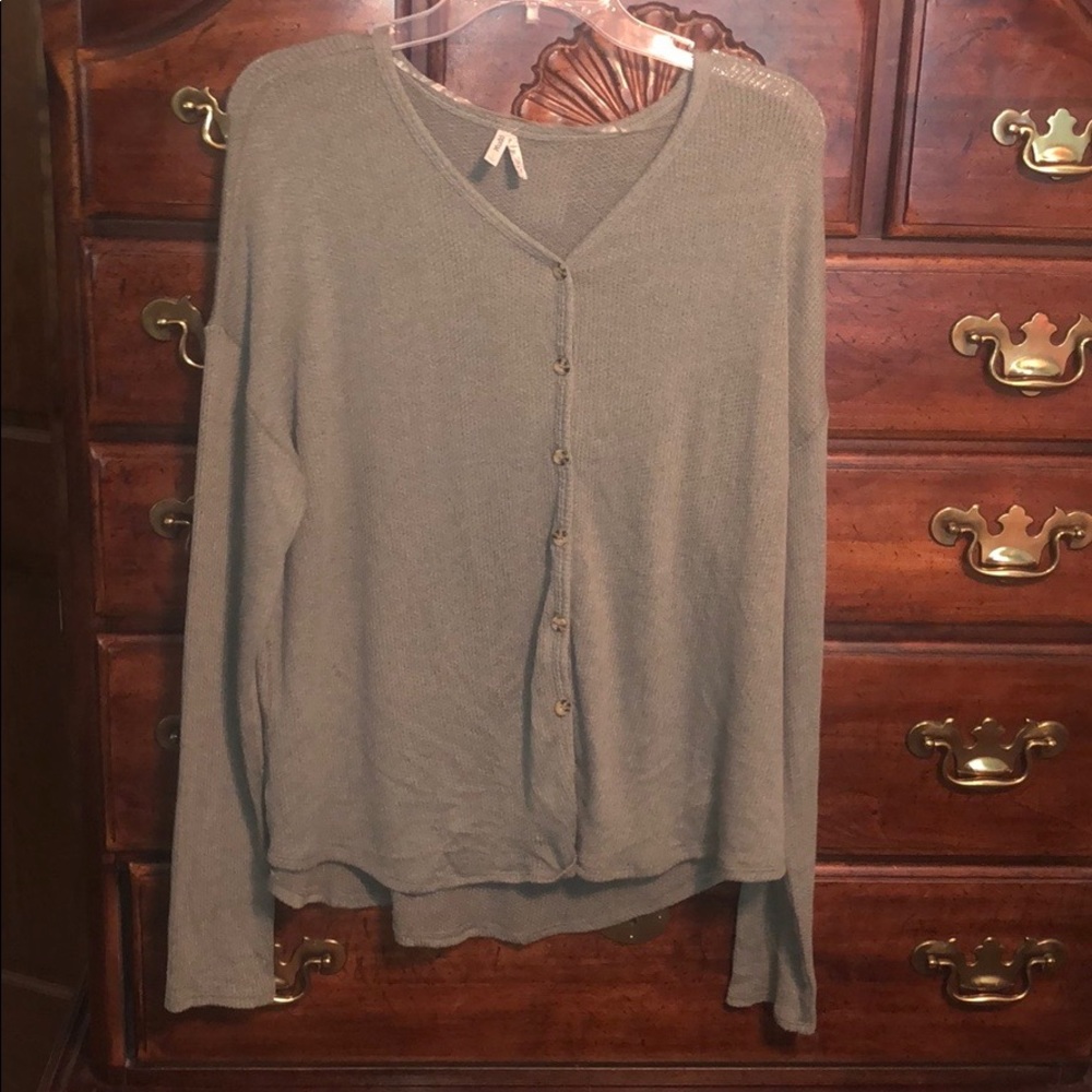 Mudd size L button down v neck long sleeve shirt